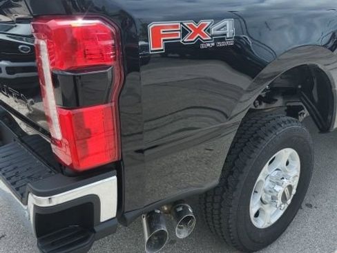 New 2025 Ford F350 XLT w/ 360-Degree Camera Package image 12