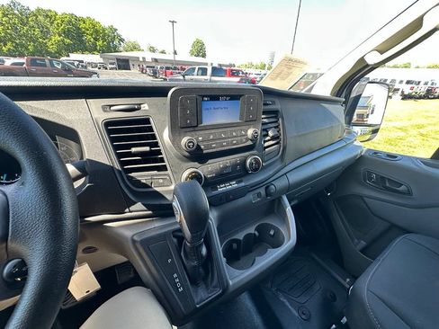 Used 2025 Ford Transit 250 Low Roof w/ Exterior Upgrade Package RWD image 18