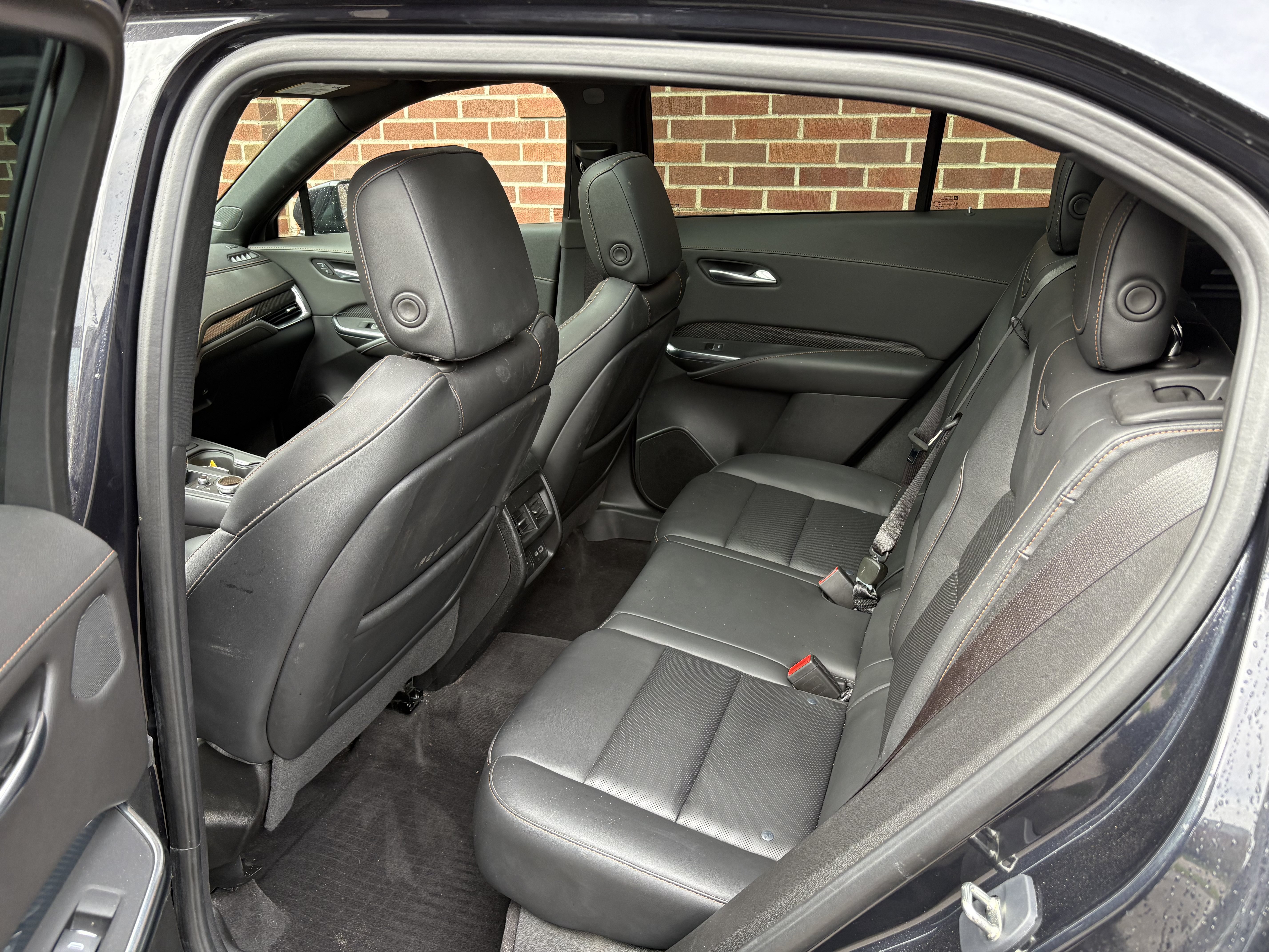 Used 2023 Cadillac XT4 Sport AWD/4WD image 4