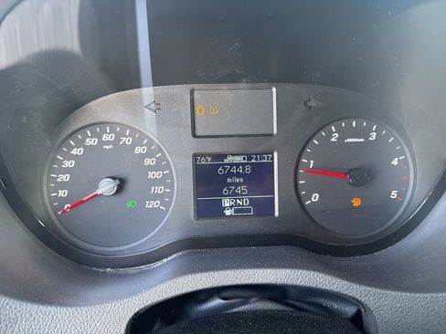 Used 2023 Mercedes-Benz Sprinter 2500 image 9