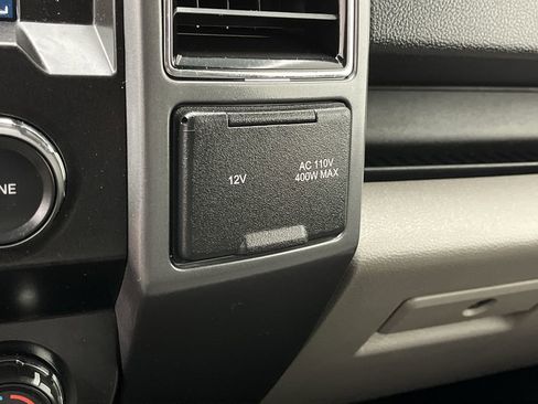 Used 2019 Ford F150 XLT w/ Equipment Group 302A Luxury AWD/4WD image 24