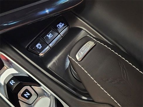 Used 2024 Chevrolet Corvette Stingray w/ Z51 Performance Package image 19