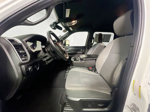 Used 2024 RAM 3500 Big Horn image 14