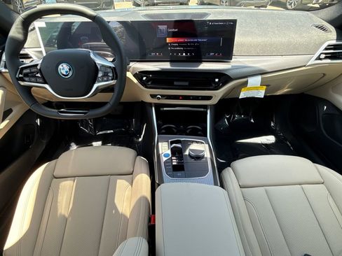 New 2026 BMW i4 eDrive40 w/ Parking Assistance Package RWD image 19
