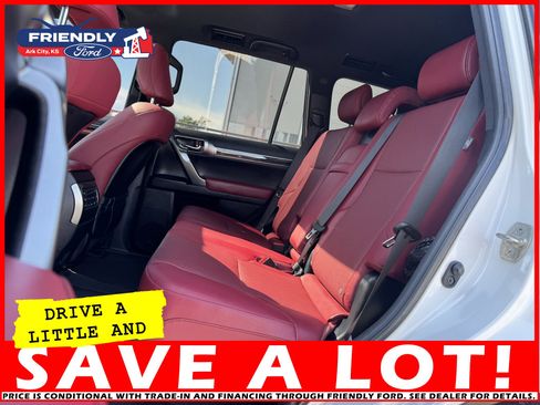 Used 2023 Lexus GX 460 Premium image 14