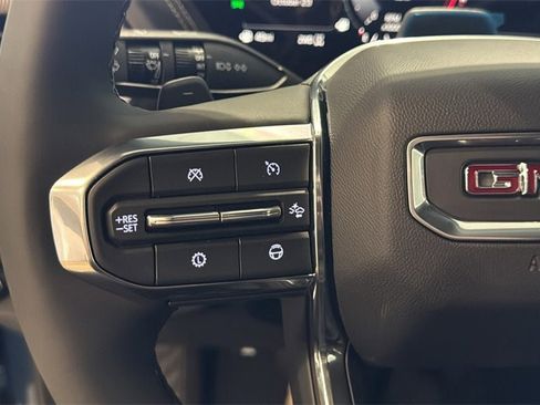 New 2026 GMC Yukon XL Elevation image 31