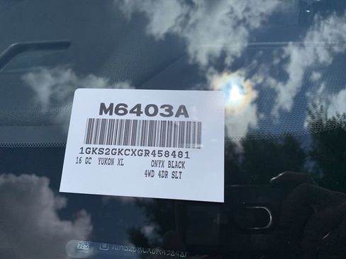 Used 2016 GMC Yukon XL SLT w/ Premium Edition AWD/4WD image 43