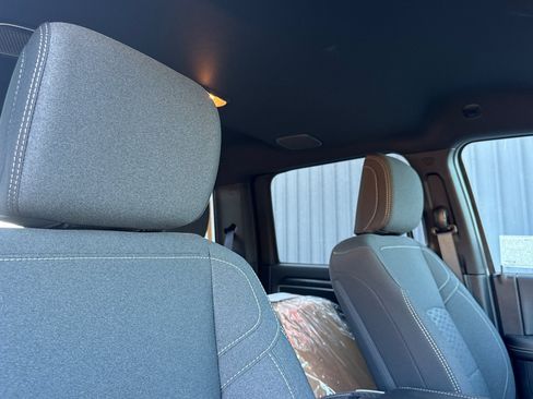 New 2026 RAM 3500 Big Horn AWD/4WD image 15