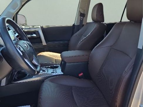 Used 2023 Toyota 4Runner Limited AWD/4WD image 9