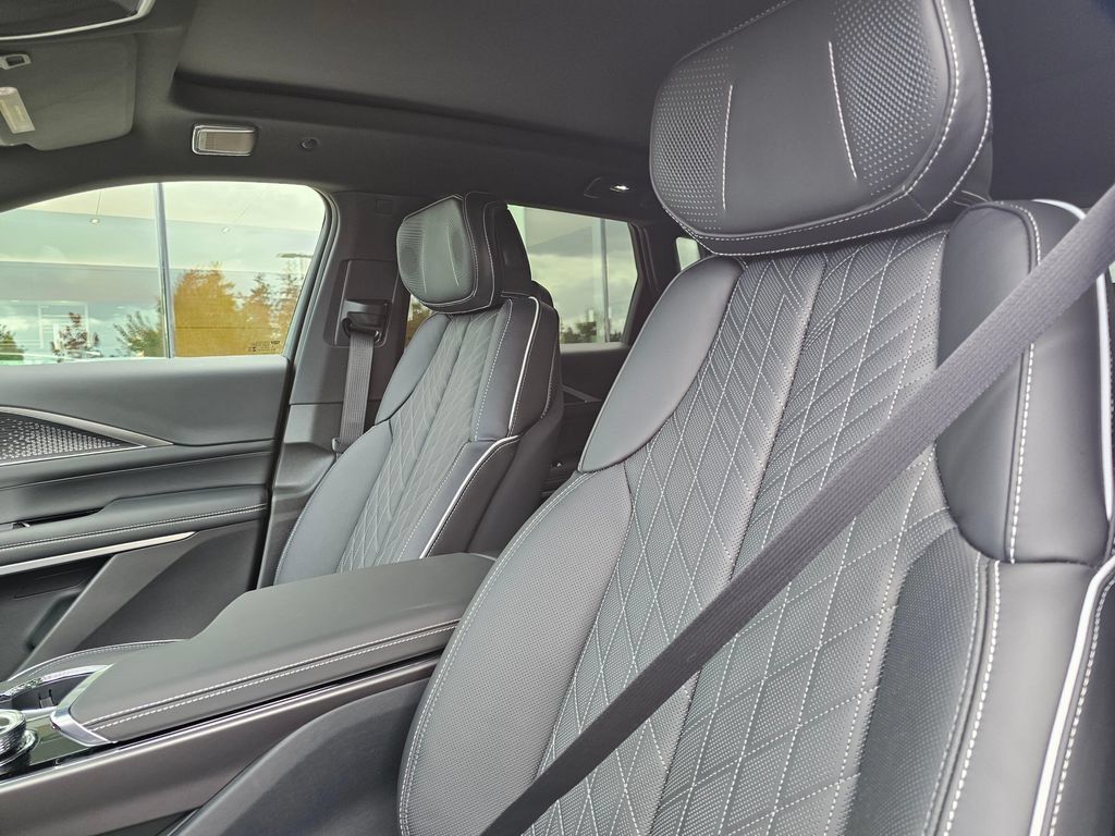 New 2027 Cadillac Lyriq Signature Sport w/ Nappa Leather Package AWD/4WD image 25