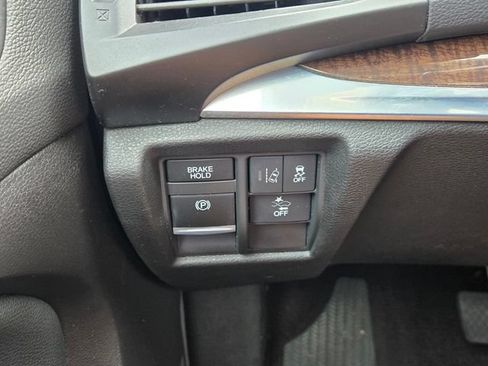 Used 2020 Acura MDX FWD image 28