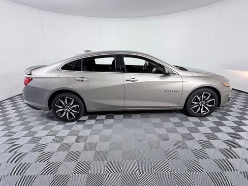 Used 2024 Chevrolet Malibu RS image 8