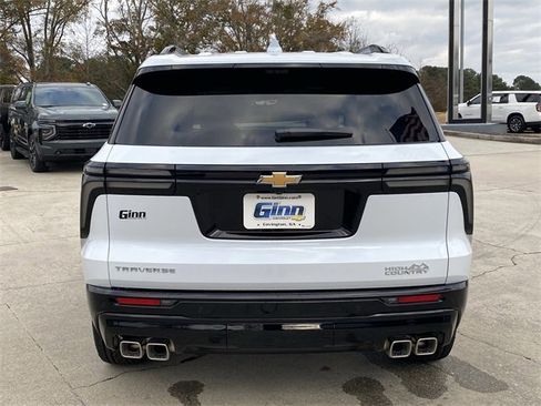 New 2026 Chevrolet Traverse High Country w/ LPO, Floor Liner Package image 4