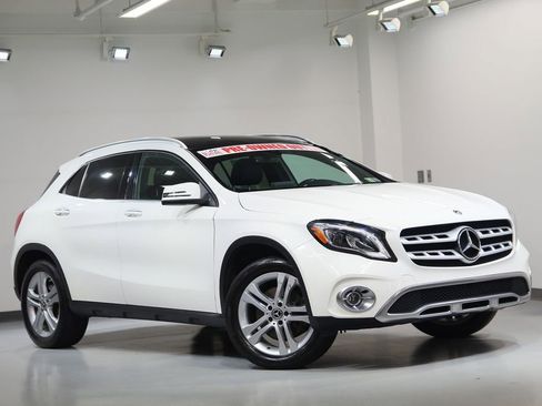 Certified 2019 Mercedes-Benz GLA 250 4MATIC image 7