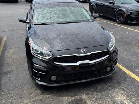 Used 2019 Kia Forte LXS FWD image 5