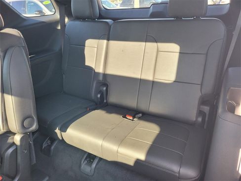 Certified 2023 Chevrolet Traverse Premier w/ Redline Edition image 8