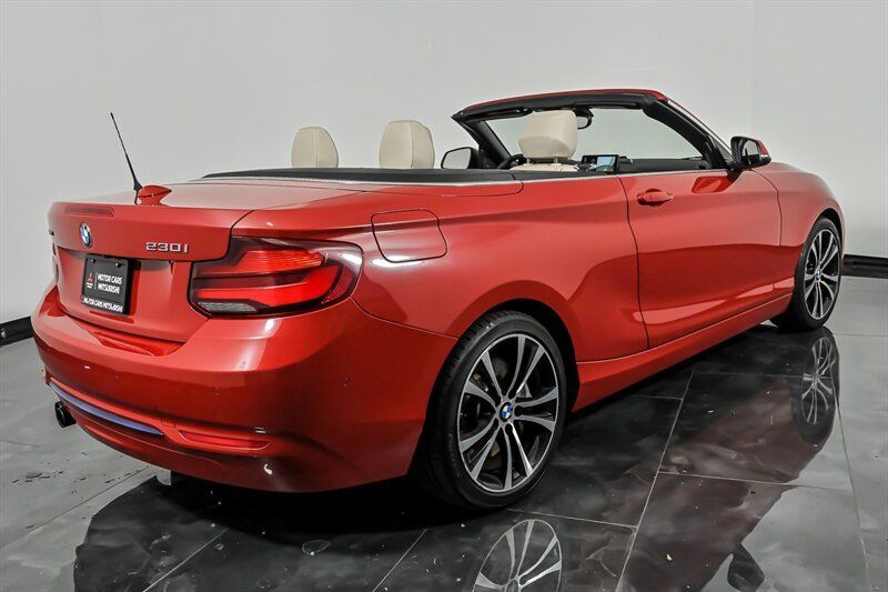 Used 2021 BMW 230i xDrive Convertible w/ Premium Package AWD/4WD image 9