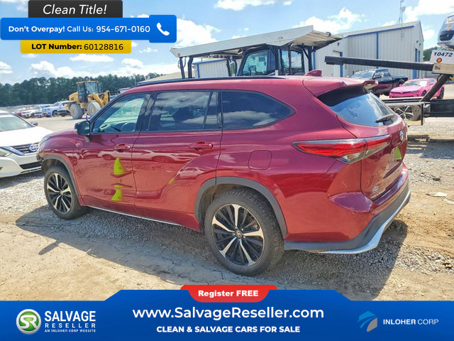 Used 2021 Toyota Highlander XSE AWD/4WD image 3