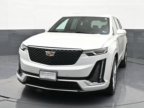 Used 2020 Cadillac XT6 Premium Luxury AWD/4WD image 1