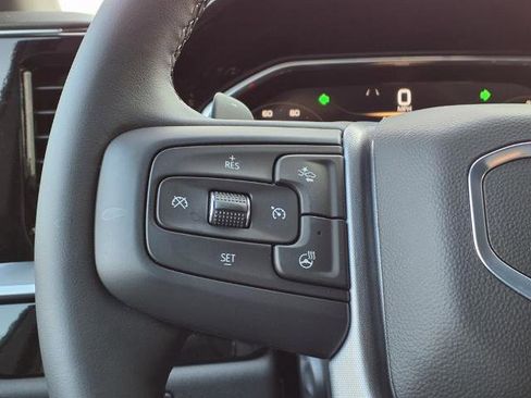 New 2026 GMC Sierra 1500 SLT image 11