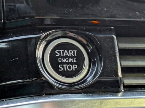 Used 2023 Nissan Pathfinder SL w/ SL Premium Package image 31