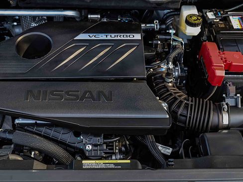 Used 2023 Nissan Rogue SV image 28