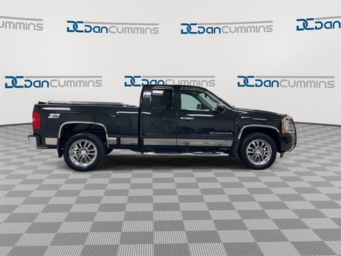 Used 2009 Chevrolet Silverado 1500 LTZ w/ Safety Package image 9