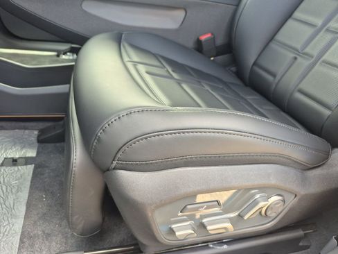 New 2026 Kia EV9 Land AWD/4WD image 11