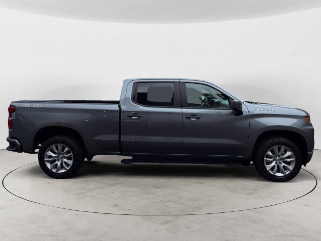 Used 2020 Chevrolet Silverado 1500 Custom w/ Custom Value Package AWD/4WD image 4