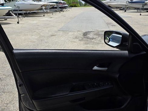 Used 2010 Honda Accord LX image 16
