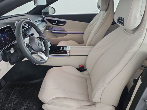 Used 2026 Mercedes-Benz CLE 300 4MATIC Cabriolet image 18