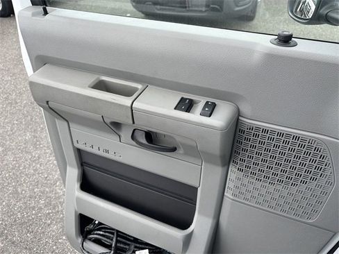 New 2024 Ford E-450 and Econoline 450 Super Duty w/ Power Windows & Locks Group image 26