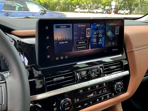 New 2026 Nissan Pathfinder Platinum FWD image 13