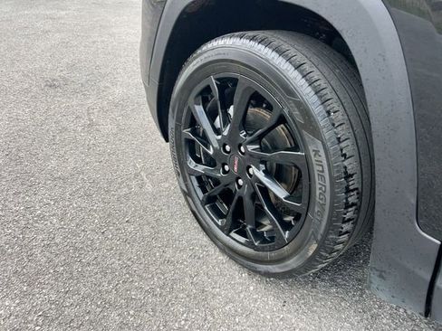 Used 2024 GMC Terrain SLT w/ Elevation Edition AWD/4WD image 32