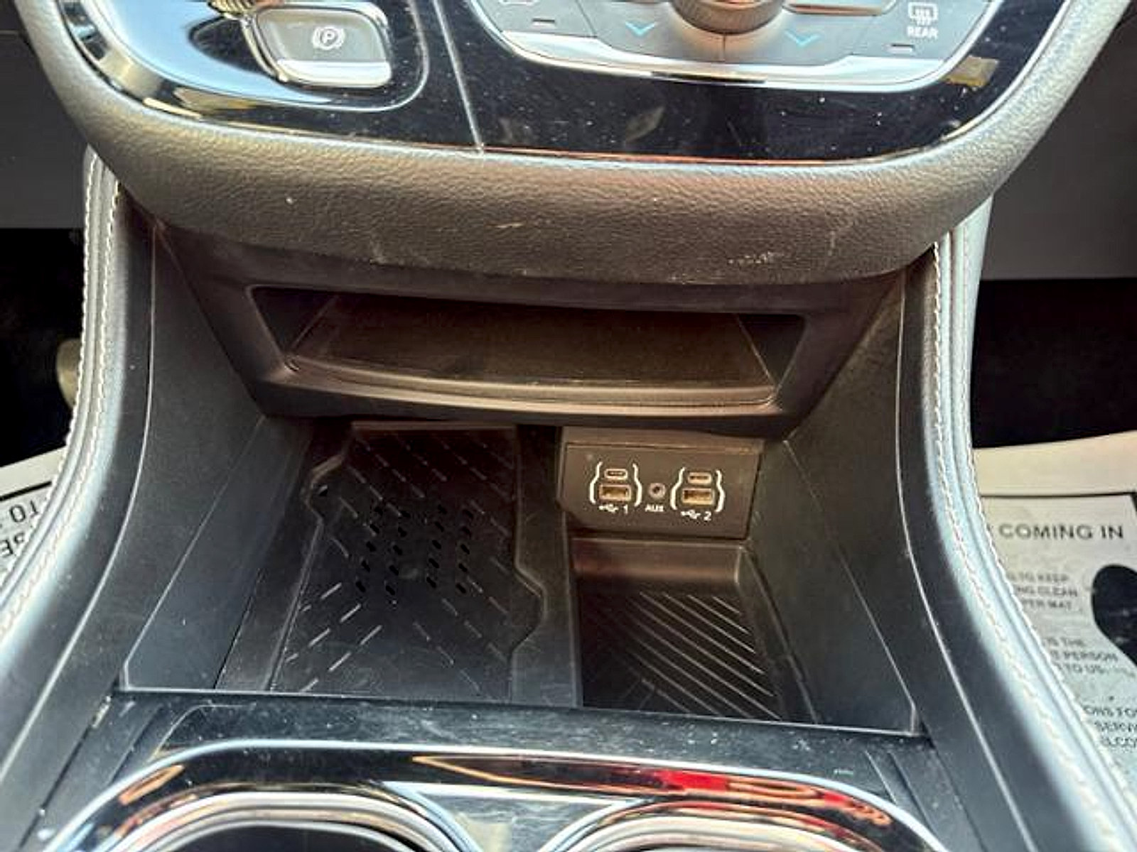 Used 2025 Chrysler Pacifica Limited FWD image 19