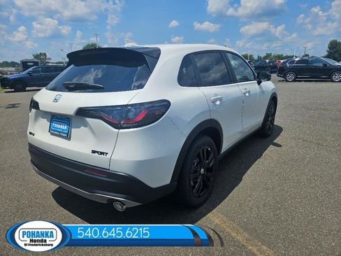 New 2026 Honda HR-V Sport image 5