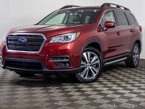 Used 2022 Subaru Ascent Limited w/ Technology Package AWD/4WD image 2