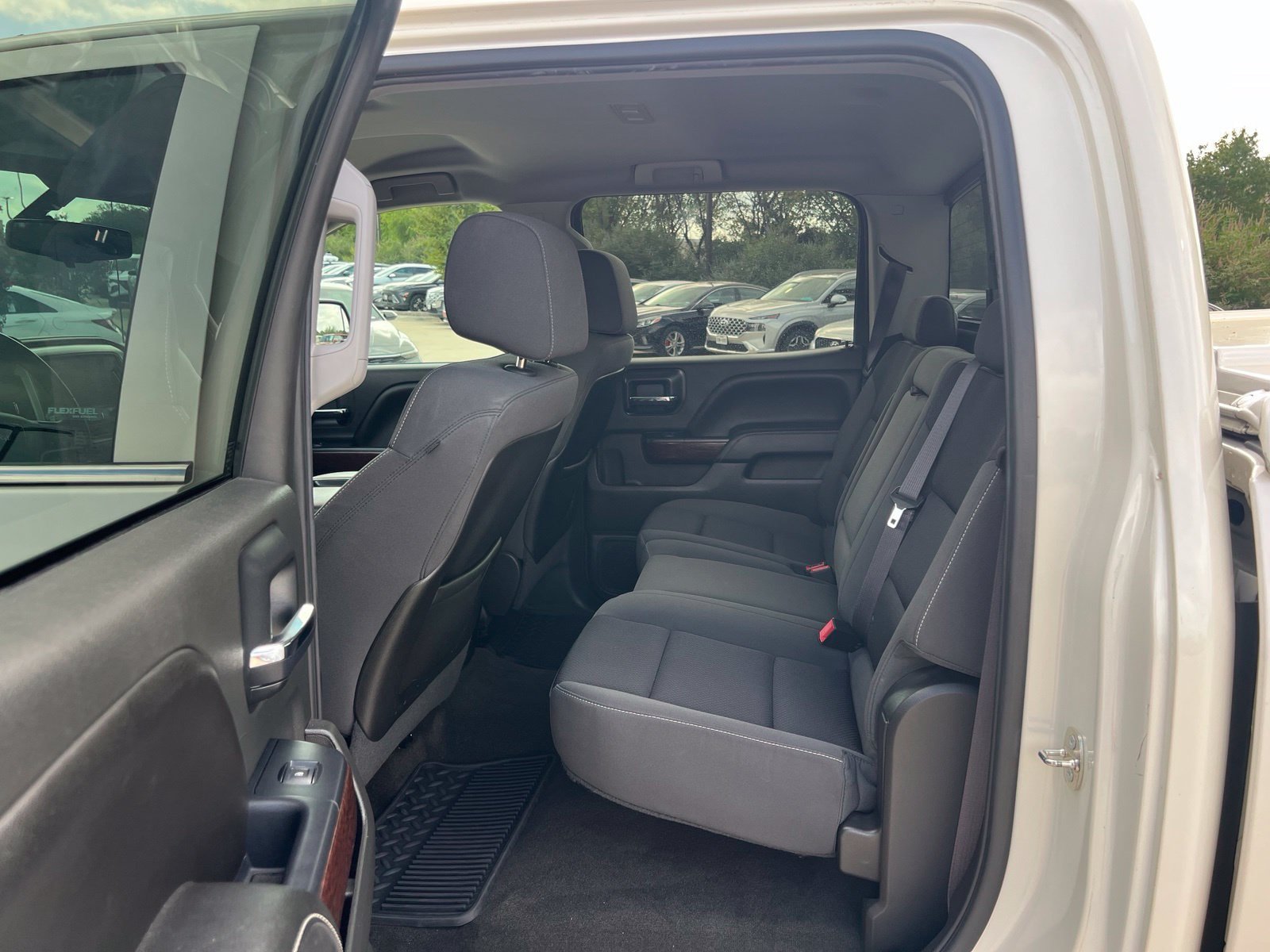 Used 2015 GMC Sierra 1500 SLE w/ Texas SLE Value Package RWD image 17
