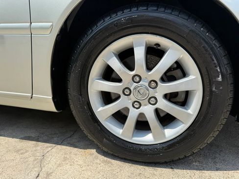 Used 2004 Lexus ES 330 FWD image 23