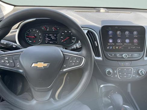Used 2024 Chevrolet Malibu LT FWD image 9