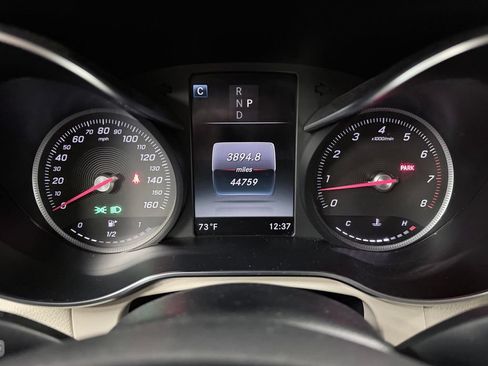 Used 2019 Mercedes-Benz GLC 300 image 15