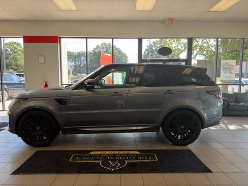 Used 2019 Land Rover Range Rover Sport Supercharged AWD/4WD image 3