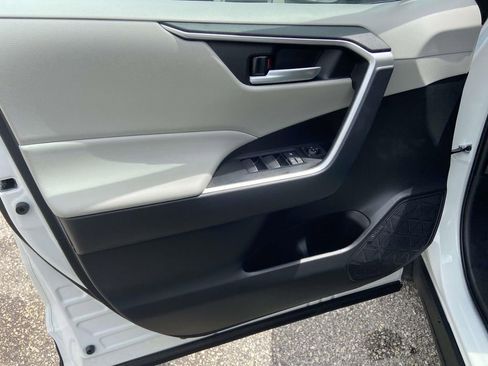 Used 2025 Toyota RAV4 XLE Premium FWD image 15