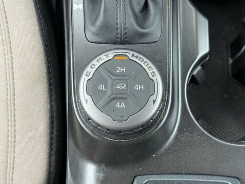 Used 2022 Ford Bronco Wildtrak AWD/4WD image 22