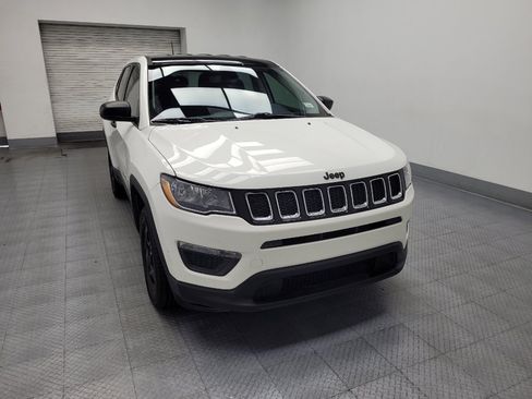 Used 2020 Jeep Compass Sport AWD/4WD image 14