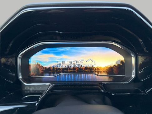 Used 2025 Chevrolet Silverado 3500 High Country w/ High Country Premium Package image 17