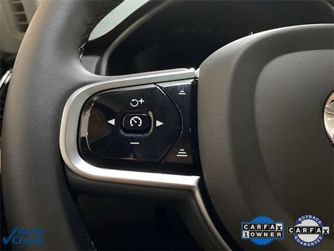 Used 2025 Volvo XC90 B6 Plus image 31