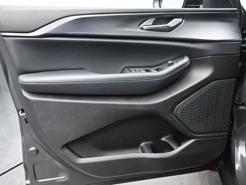 New 2026 Jeep Grand Cherokee L Laredo image 26