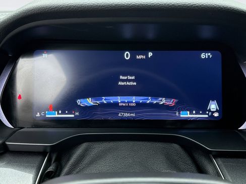 Used 2023 Jeep Grand Cherokee Laredo image 13