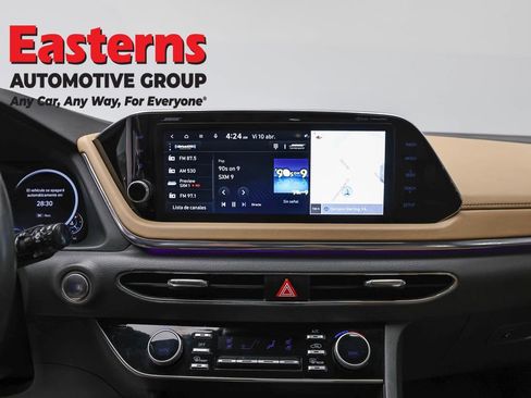 Used 2023 Hyundai Sonata Limited FWD image 12